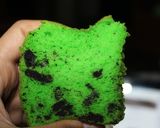 Foto langkah ke 15 dari resep Sponge Cake Pandan Santan with Oreo (lembut bgt.. irit 3 telur).