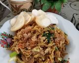 Foto langkah ke 11 dari resep Mie Goreng Nyemek.