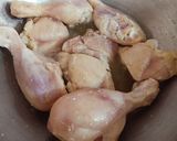 A picture of step 2 of Green Chilli Chicken Karahi 🍲🍲.