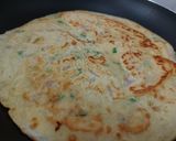 A picture of step 3 of Crispy Anda paratha.