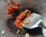 Foto langkah ke 3 dari resep Tumis Pakis Tabur Teri.