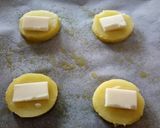 A picture of step 2 of Asparagus, prosciutto and provolone potato stack.