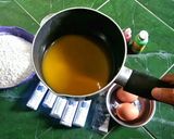 Foto langkah ke 1 dari resep Kembang Goyang/Seroja Warna.