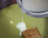 A picture of step 3 of Broccoli almond soup.
