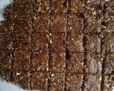 A picture of step 6 of Dry fruit Dates and chocolate Chikki.