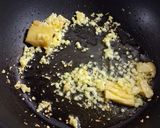 Foto langkah ke 3 dari resep Tumis Pokcoy Jamur.