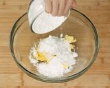 Foto langkah ke 1 dari resep Kue Semprit Devina Hermawan.