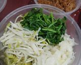 Foto langkah ke 1 dari resep Bola Nasi Sayur Urap.
