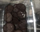 Foto langkah ke 2 dari resep Oreo Choco Desert Box.