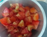 A picture of step 1 of Tomato chow mien.