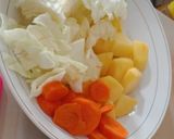 Foto langkah ke 1 dari resep Sop Sosis #KapsulAjaib.