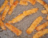 Foto langkah ke 4 dari resep Stick Kentang Keju.