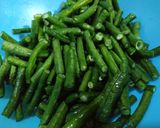 Foto langkah ke 1 dari resep Sayur Kacang Panjang santan.