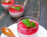 Hình bước làm 18 của món Raspberry Mousse Cups (Bánh Mousse Quả Mâm Xôi)