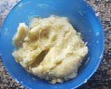 Foto del paso 1 de la receta: Waffles de papa y cebolla