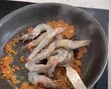 A picture of step 2 of Stir-fried Stink Bean and Prawn.