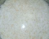 A picture of step 1 of Chicken Scallion Biryani.