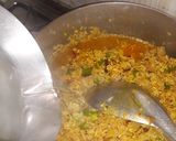 Foto del paso 2 de la receta: Arroz Clavado con queso y longaniza de la casa