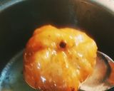 A picture of step 4 of Coconut Lobongo Lotika.