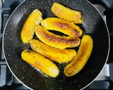 Foto langkah ke 3 dari resep Bolen Pisang.