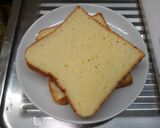 รูปขั้นตอนการทำที่ 3 ของ Ham Cheese French Toast Sandwich