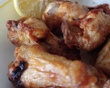 Foto del paso 4 de la receta: Alitas de pollo fritas en aceite girasol y muy crujientes