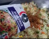 A picture of step 6 of Veg Schezwan Fried Rice.