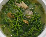 Hình bước làm 3 của món Vịt nấu sấu, rau muống