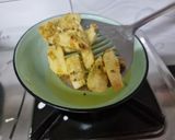 A picture of step 3 of Chilli potatoes.