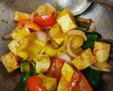 A picture of step 3 of Vegetable kolhapuri.