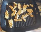 Foto del paso 4 de la receta: Pollo, ensalada colorida y aderezo yogurt