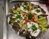 Une image de l'étape 9 de Salade feuille de chêne aux tomates, mozzarella et persil.