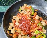 A picture of step 6 of Spaghetti Pasta Bolognese with Soya and Veggies.
