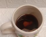 Foto langkah ke 2 dari resep Teh Susu Jahe Simple.