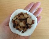 A picture of step 8 of Pearl Meatballs (Shiitake Mushroom and Bamboo Shoot Flavor).