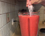Foto del paso 4 de la receta: Gazpacho de remolacha con queso de Mahón