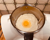 Foto del passaggio 1 della ricetta Muffin e Ciambellone di Gaufre... Pandoro o Panettone