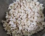 A picture of step 2 of 5 minute caramel popcorn.