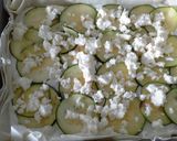Foto del paso 5 de la receta: Tarta de yogur griego, feta y calabacín