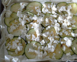 Foto del paso 5 de la receta: Tarta de yogur griego, feta y calabacín