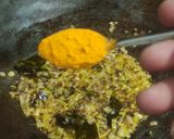 A picture of step 6 of Maharashtrian Kanda Poha.