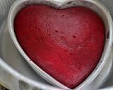 A picture of step 5 of Heart shape red velvet cake.