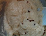 Foto langkah ke 3 dari resep Roti KuKus kismis.