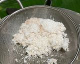 Hình bước làm 1 của món Khoai Mì Hấp Nước Dừa