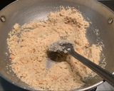 A picture of step 4 of Suji ka halwa.