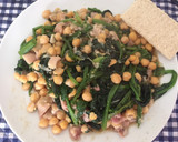 Foto del paso 5 de la receta: Garbanzos con pies de cerdo deshuesados