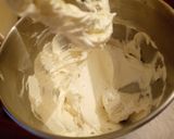 A picture of step 4 of Vanilla Cookies Easter Edition!.