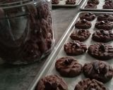 Foto langkah ke 4 dari resep Choco Chips Cookies.