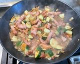 Une image de l'étape 11 de Gratin de macaronis au lard, courgettes et roquefort.
