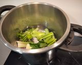 Foto del paso 1 de la receta: Merluza rellena de velouté de verduras